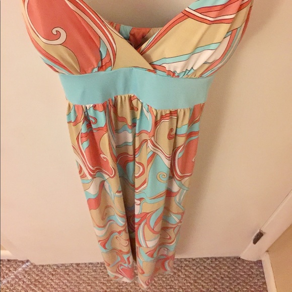 Beautiful Patterned Maxi Dress - Picture 6 of 6